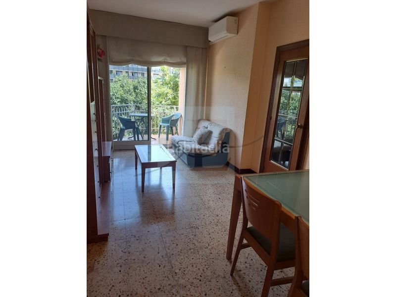 Foto 7286d71e-1976-4d94-86b4-74c7c7156262. Apartment in Sant Crist Badalona