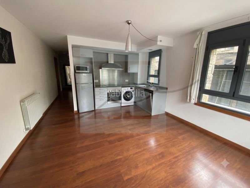 Foto f5ade45c-2c89-46e3-b5e7-c85d763508aa. Apartament amb aparcament a Canillo Canillo