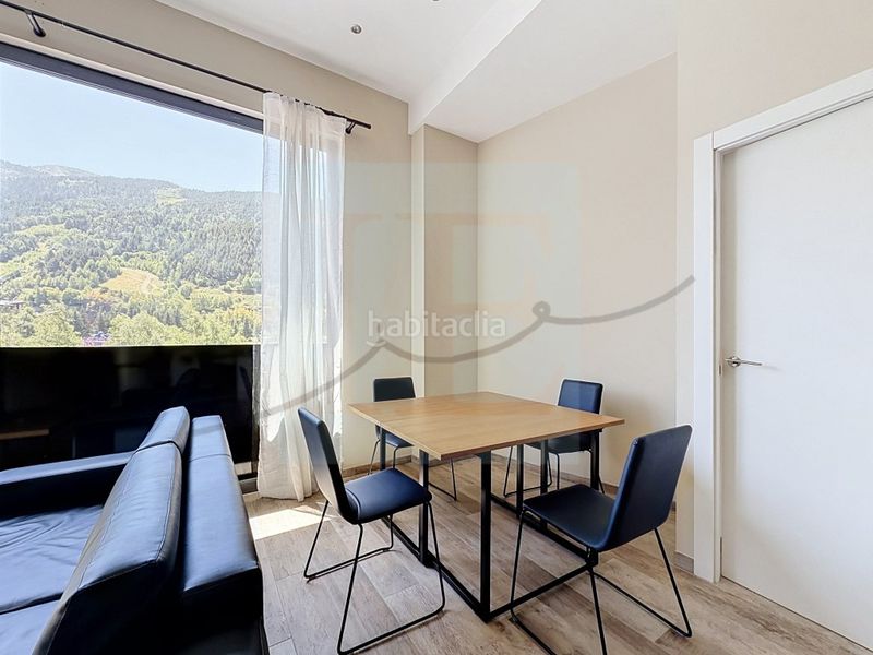 Foto cdcb2046-3969-47fd-a670-603c38199e2a. Miete appartement mit parking in El Tarter Canillo