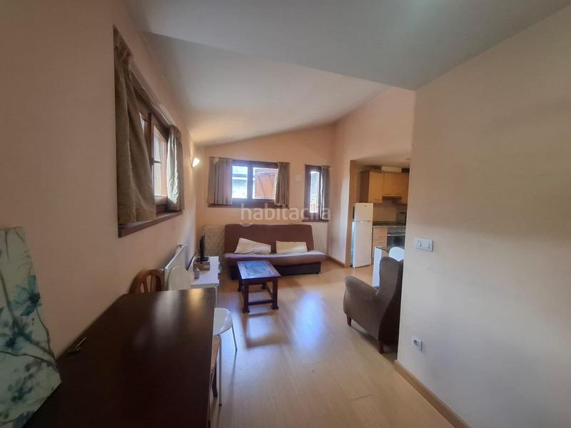 Foto 8cc83d4e-f4a5-4c03-b207-eb4d886aacb0. Apartamento en Soldeu-Incles Canillo