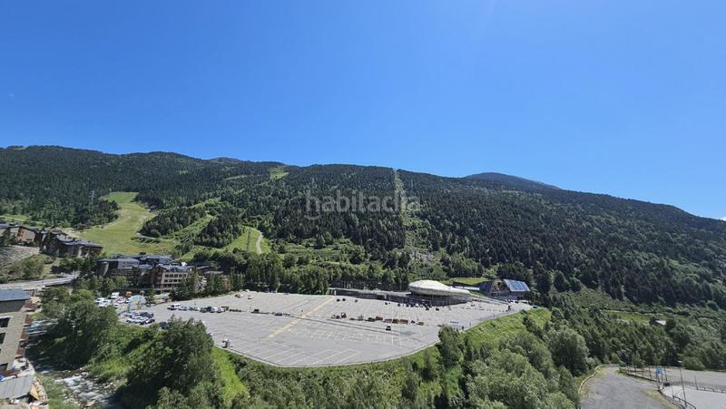 Foto 36b158d2-9406-4ec2-a6d6-348503f9c9d4. Apartament amb calefacció aparcament piscina a El Tarter Canillo