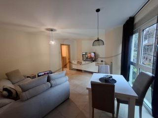 Pis  Camí ral. Vivienda de una habitación en venta en santa coloma, con parking