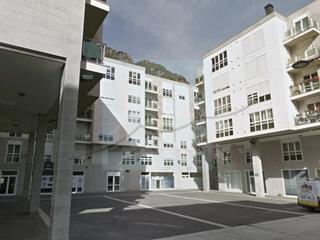 Appartement  Camí ral, 9-1. Amplia y luminosa vivienda en santa coloma  con parking opcional