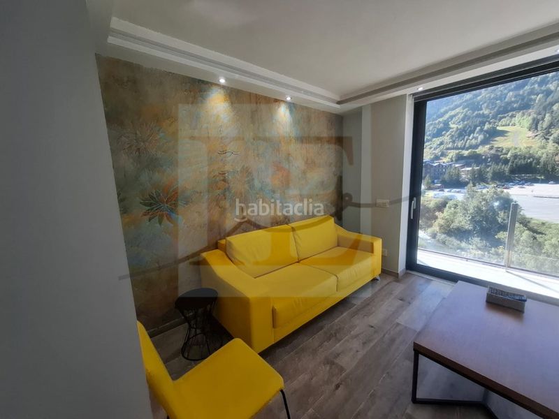 Foto 8cd1e29f-6a22-4c76-96fa-cde2b2fb2175. Rent flat with parking in El Tarter Canillo