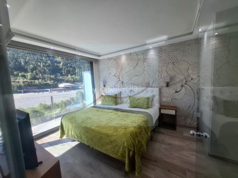 Foto cfec35af-6e4b-41f6-81a2-d3ed05cdc217. Rent flat with parking in El Tarter Canillo