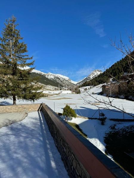 Foto 3ac9b6db-e73c-4662-b475-bb5d4ee00027. Piccolo appartamento con parcheggio in Soldeu-Incles Canillo