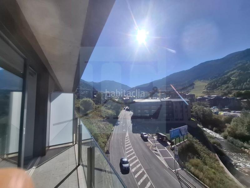 Foto abac2faf-2462-40c7-8471-10d9c5f247db. Location appartement avec parking dans El Tarter Canillo
