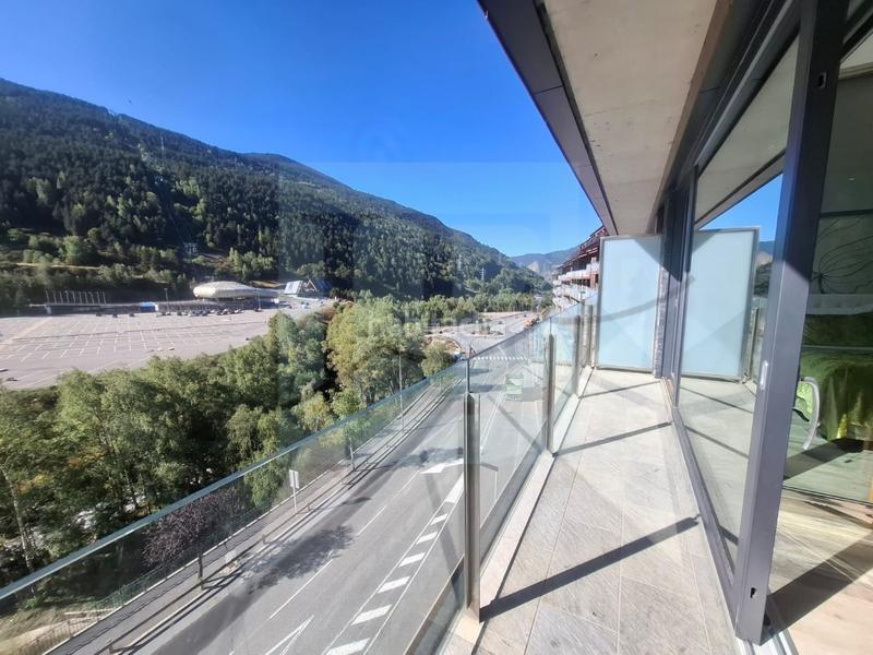 Foto fed132c1-6708-47f4-b9fd-52da636fc846. Location appartement avec parking dans El Tarter Canillo