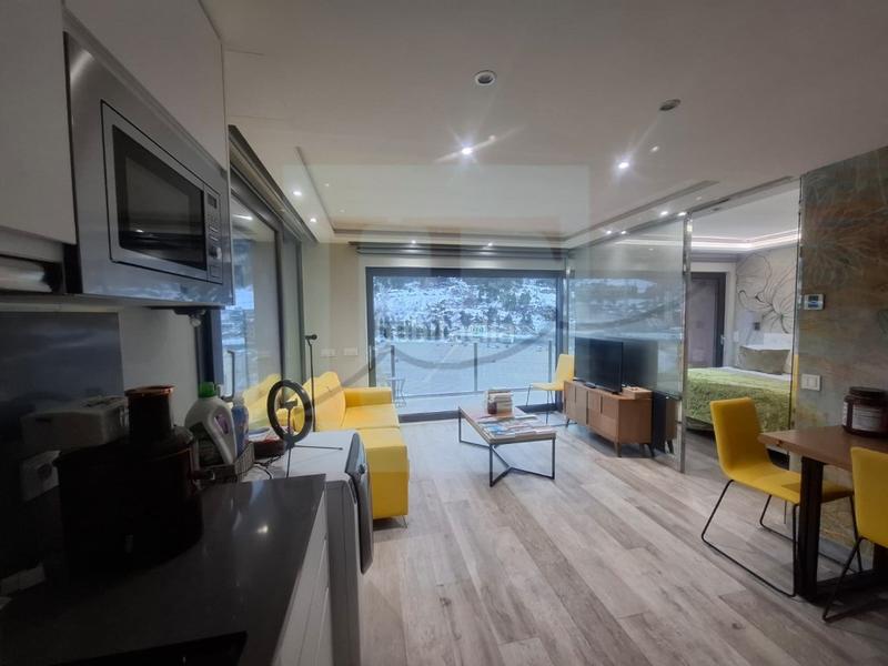 Foto ba69fd14-4e78-4e86-9c6a-2ba2ff90d601. Location appartement avec parking dans El Tarter Canillo