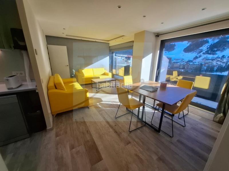 Foto 4f491cfe-cdb5-4a93-b30c-94305a6e6e71. Location appartement avec parking dans El Tarter Canillo