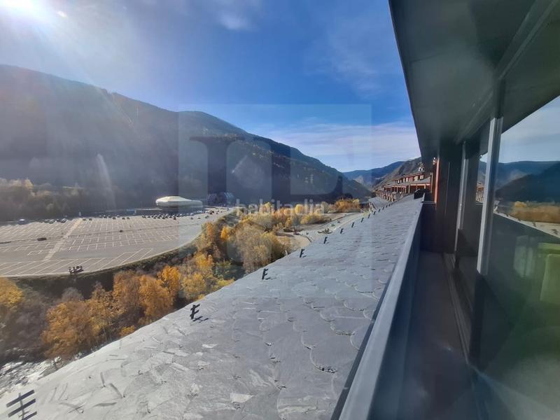 Foto a0166d45-c4df-4b5f-b151-c53121bbae8b. Affitto appartamento con parcheggio in El Tarter Canillo