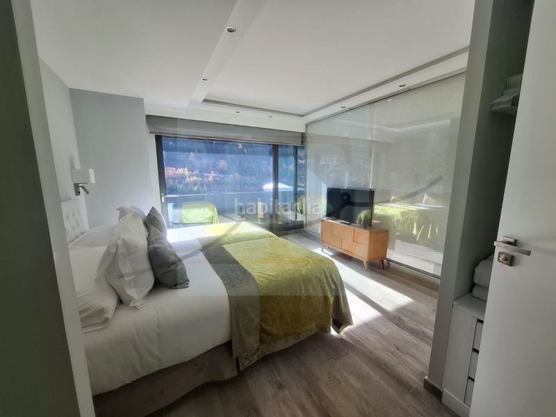 Foto 2592efd5-5372-4fba-b998-c90b25d0ede5. Rent flat with parking in El Tarter Canillo