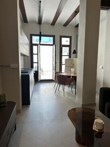 Foto df0c7689-253b-444f-a644-db1a0a83641d. Location rez-de-chaussée dans El Cabanyal-El Canyamelar Valencia