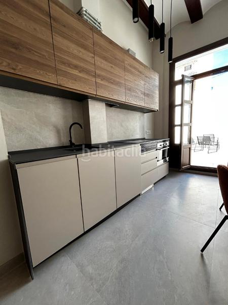 Foto f2684dd5-60a0-425d-9e91-1f420f4979db. Rent ground floor in El Cabanyal-El Canyamelar Valencia