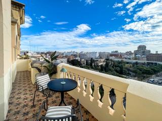 Lloguer Àtic  Carrer de guillem de castro. Espectacular ático con vistas privilegiadas