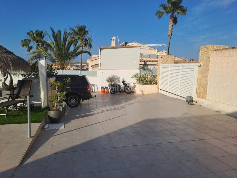Foto a045e682-afd9-4c50-b648-a422c77c1932. Casa a n/a a La Marquesa Rojales