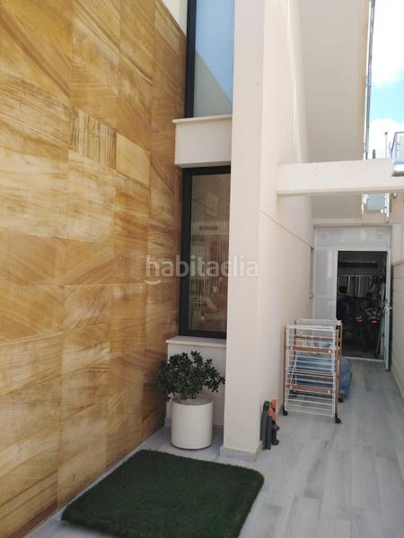 Foto b68a1190-cd69-42c1-959d-9fba31f141ba. Casa in n/a in Lomas de Cabo Roig - Los Dolses Orihuela