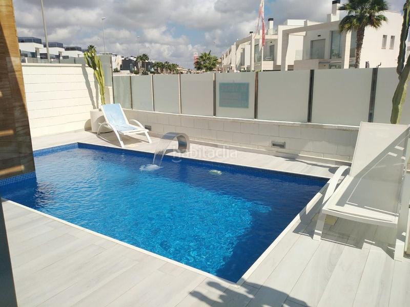 Foto 5afd2588-ec0e-45ff-a594-d414d198ec61. House in n/a in Lomas de Cabo Roig - Los Dolses Orihuela