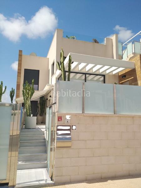 Foto e001b7ef-15a4-4f27-9310-a8bf7c3a87eb. House in n/a in Lomas de Cabo Roig - Los Dolses Orihuela