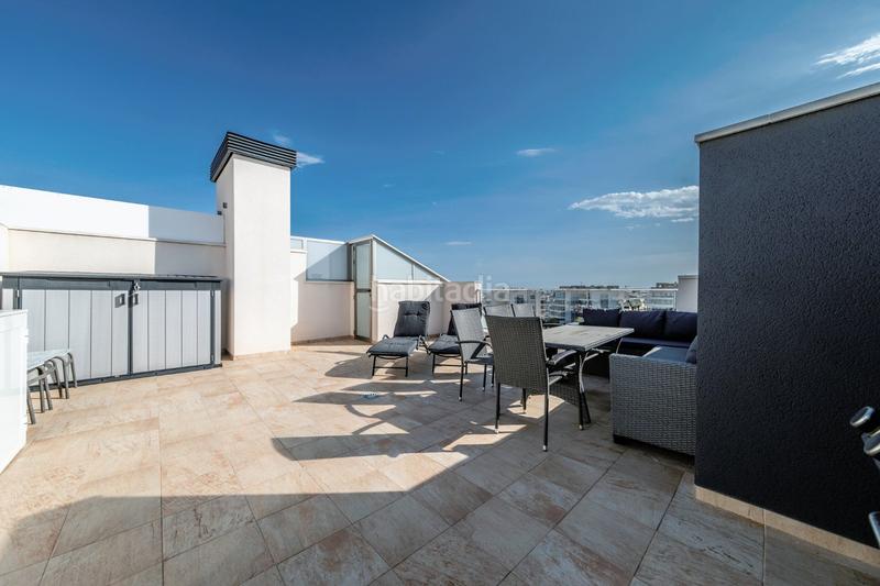 Foto f330f2e4-afd7-4da7-b718-dcdf21651e24. Ático en n/a en Villamartín-Las Filipinas Orihuela