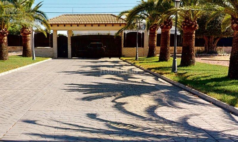 Foto 2d0118ab-1adc-43ae-a71f-8c4921f2244a. Casa en n/a en Perleta - Maitino Elche / Elx