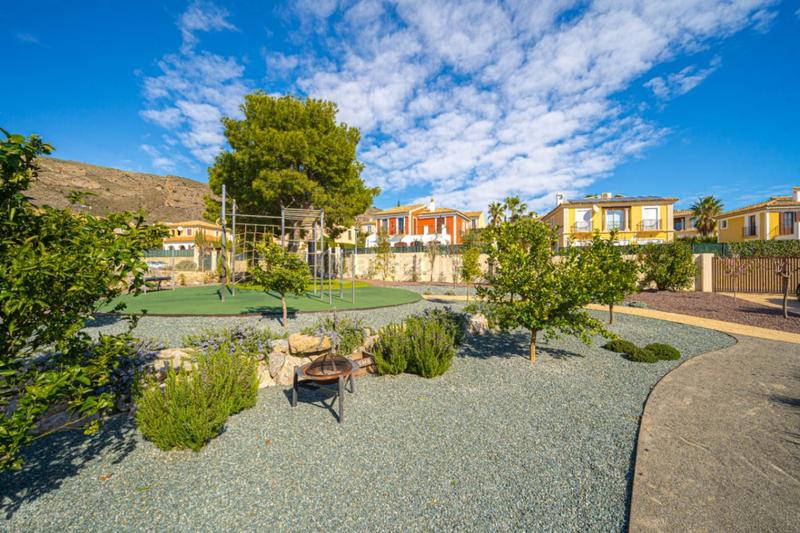 Foto 55e1f3dc-2292-4534-9966-fa02ac4fbae7. Terreny residencial a n/a a Finestrat pueblo Finestrat