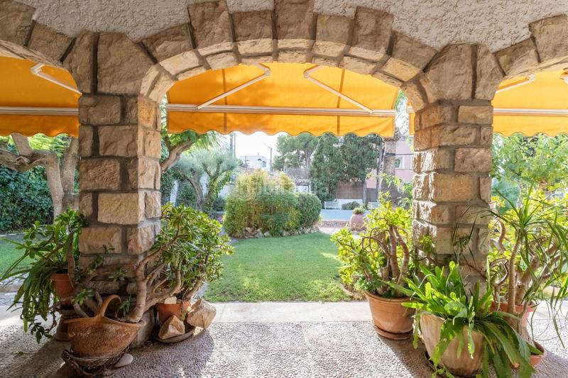 Foto 4f220f4d-17d6-4b75-8494-e7c3d74309c1. Casa a n/a a Vistahermosa Alicante