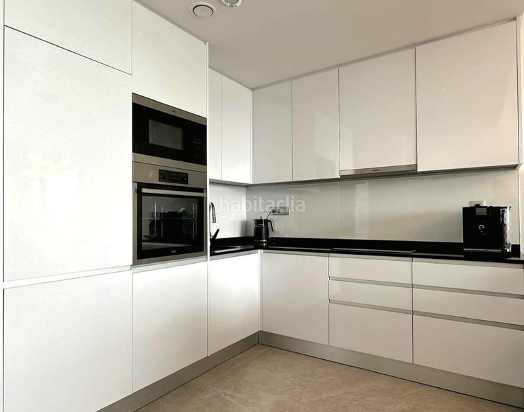 Foto 0f86c097-8341-4b45-b34f-376047746e64. Apartamento en n/a en Playa Poniente Benidorm