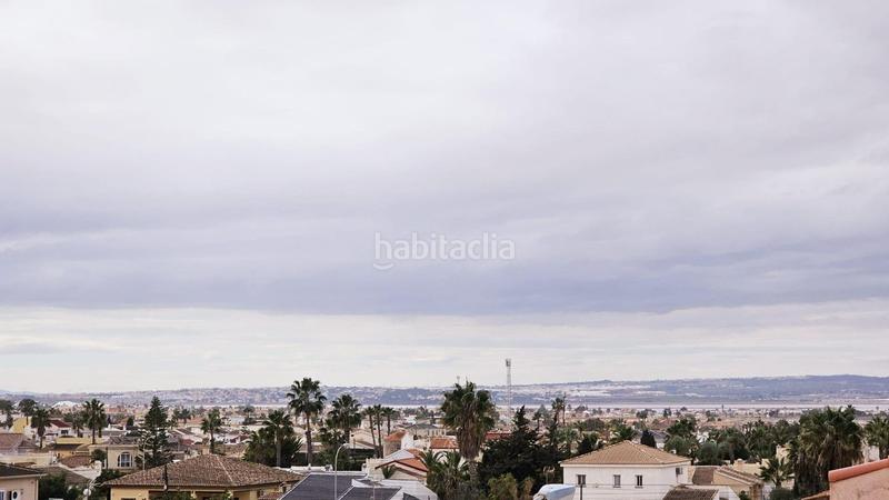 Foto 007c1c9f-5440-4faf-b554-00a6f9f49cf2. Dúplex en n/a en Zona Carrefour - Urbanizaciones Torrevieja