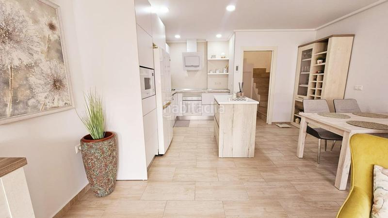 Foto 6d104c6d-327e-4d12-84c2-51f49ff52539. Dúplex en n/a en Zona Carrefour - Urbanizaciones Torrevieja