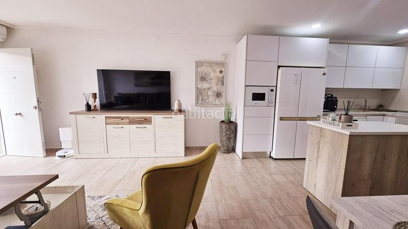 Foto b80faa12-75ef-413e-aa33-97d1d846f9c0. Dúplex en n/a en Zona Carrefour - Urbanizaciones Torrevieja