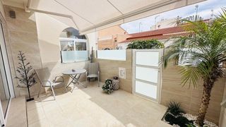 Zweistöckige Wohnung in N/a
