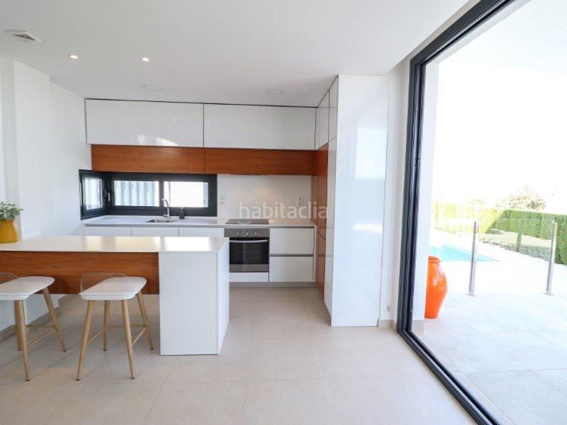 Foto ba18c8db-2604-4ba2-96a3-60a9f3f016dc. Casa a n/a a Benimantell