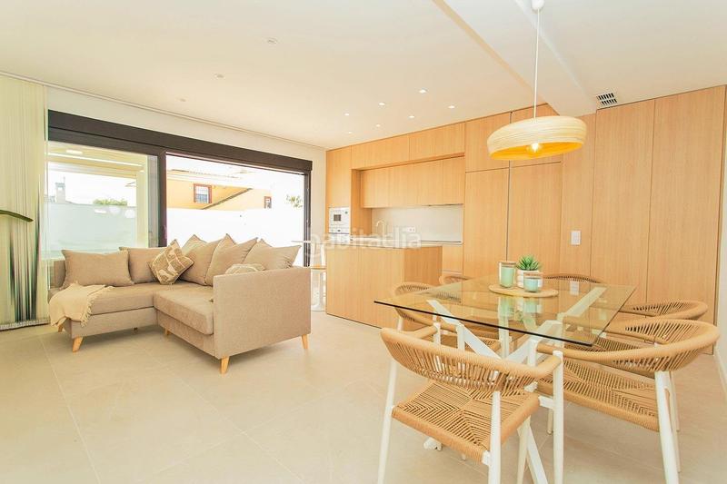 Foto 61cb852e-7b3c-4ec6-9d26-139c04c82ad2. Casale in n/a in Zona Carrefour - Urbanizaciones Torrevieja