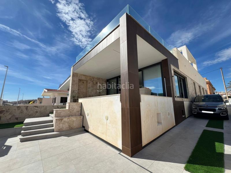 Foto 15093d07-211f-428a-98d0-e73d02d5395f. Casa a n/a a Los Europeos Torrevieja