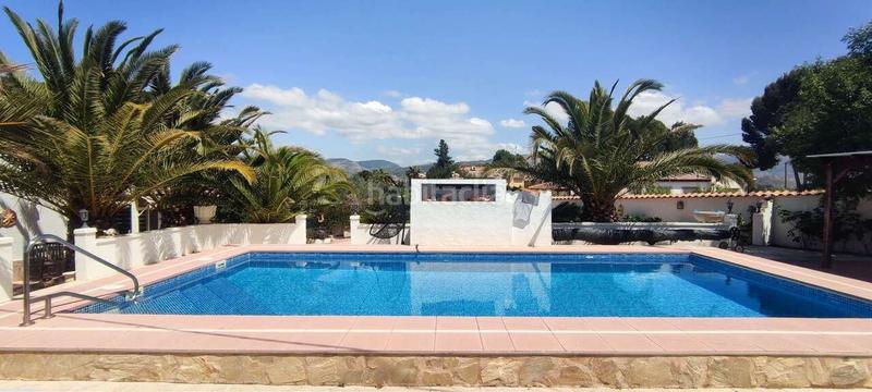 Foto 1b29e4b7-ef36-4d7b-902c-375c2b433dea. Casa in n/a in Sax