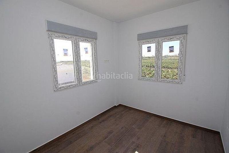 Foto dfacb8a1-681b-40ce-937f-c5623e8a3da9. Casa en n/a en Pinoso