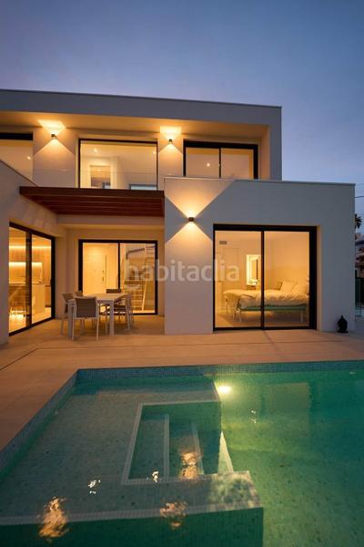 Foto 178bbe58-21a8-418e-9fd4-13ed277e2f43. Casa en n/a en Escandinavia-Cautivador Alfàs del Pi (l´)