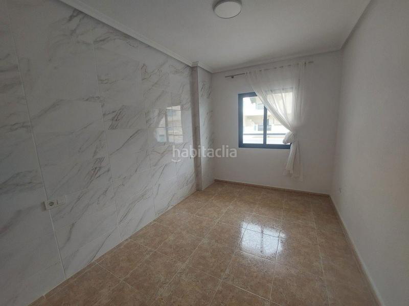 Foto acfbabfe-a203-4d4b-b694-b07034a23ebb. Apartamento en n/a en La Zenia Orihuela