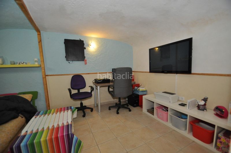 Foto b8275446-1815-4e84-9160-bc1f710f3e1d. Masia a n/a a Monòver