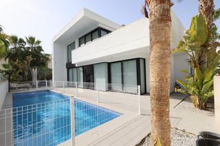 Maison à N/a