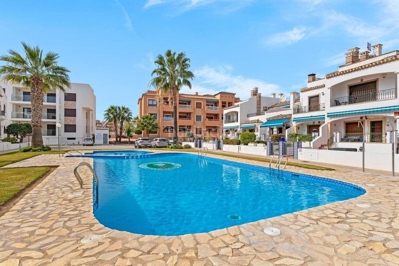 Foto 91078c00-6519-4fae-8e24-f351b4633c84. Apartamento en n/a en Los Almendros Orihuela