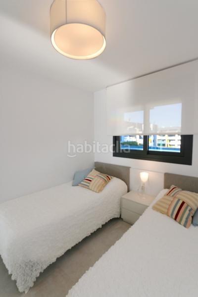 Foto b92303d6-98ac-4064-8100-e73431f0105b. Apartamento en n/a en Playa Flamenca Orihuela