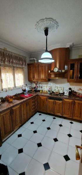 Foto 014736f9-2cc0-4ae5-b8c3-232f8c7f0c45. Casa a n/a a Urbanizaciones Benidorm