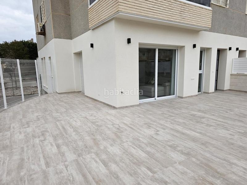 Foto 61f5f789-9676-4629-8fd3-2d27842f46b9. Apartament a n/a a Torreblanca Torrevieja