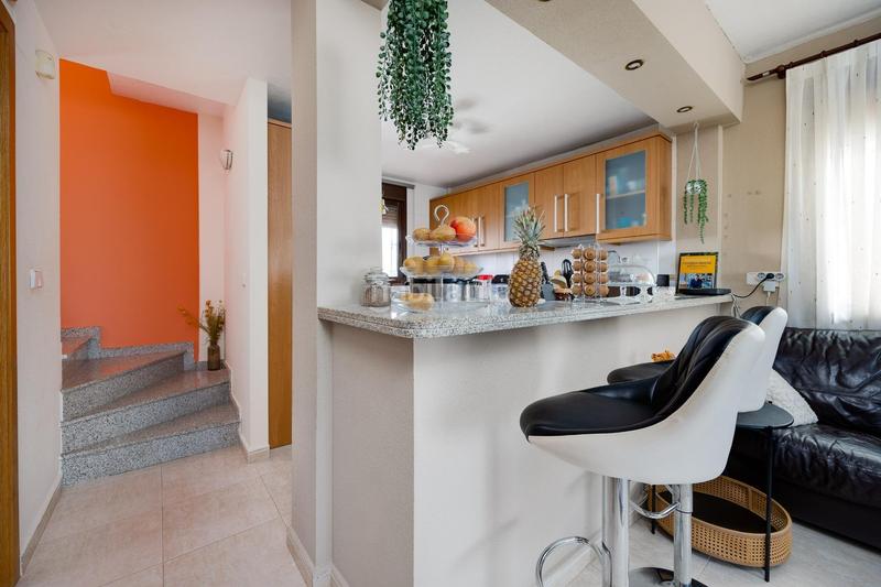 Foto bcb1a7c6-b982-42e4-9c80-0a3ff9d91126. Maison dans n/a dans Los Almendros Orihuela