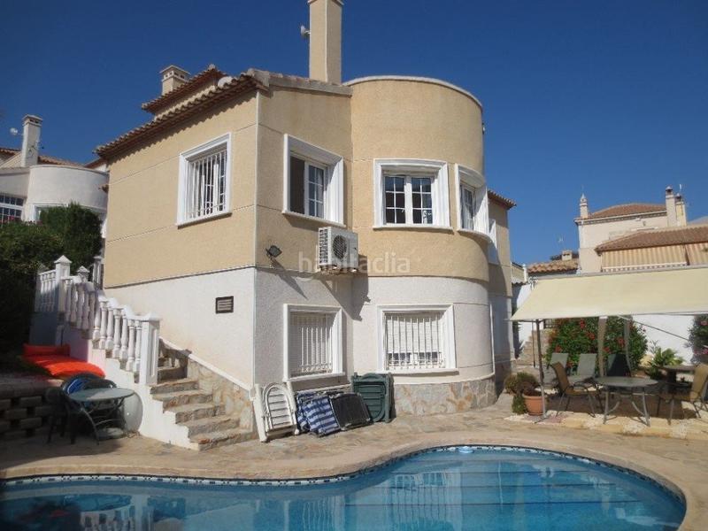 Foto 4cd81a53-1eb0-4f6c-bbfb-b9612782ed11. Casa en calle cadiz 9 en San Miguel de Salinas
