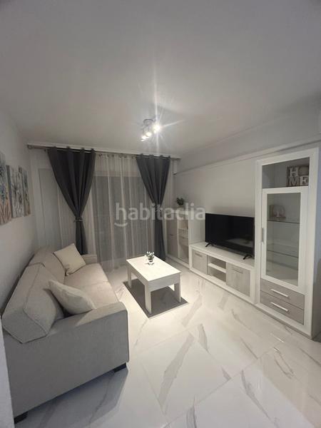 Foto 8ef3a766-5f12-4391-a06f-03ce68becd50. Rent apartment in san pascual 210 in Avenida Habaneras - Curva de Palangre Torrevieja