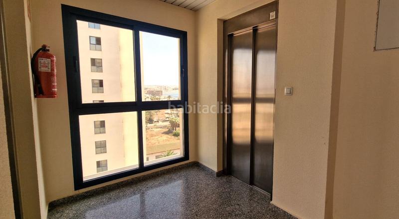 Foto 8b35806a-a5e5-40e8-b0ca-b57220c3696f. Location appartement dans calle mar del norte 4 dans Torrevieja