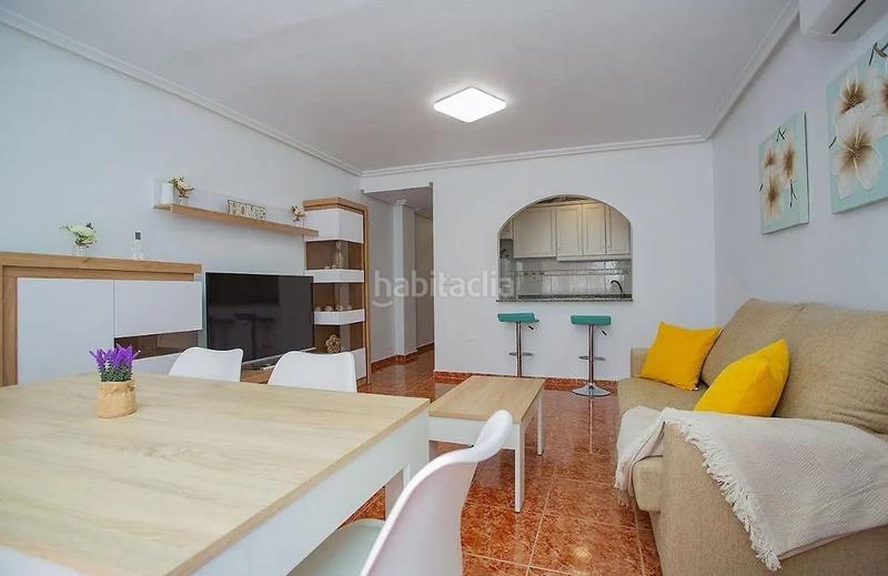 Foto 90d20dc9-aa21-4921-b72f-3d6b43c074d2. Alquiler apartamento en calle bergantin 37 en Avenida Habaneras - Curva de Palangre Torrevieja